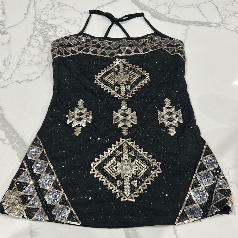 NEVER WORN S Tank